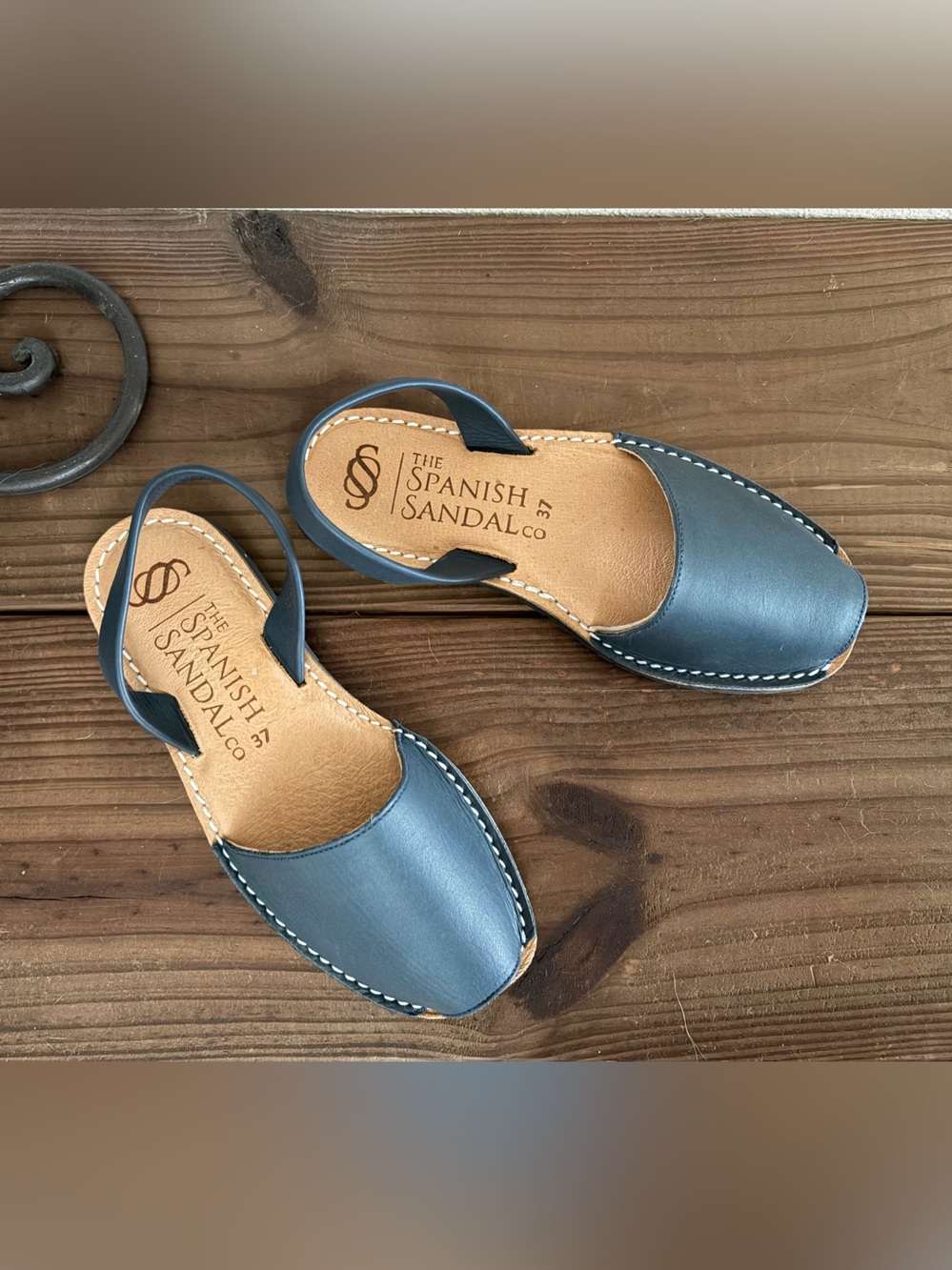 The Spanish Sandals Women's Leather Sandals Size 7 NEW